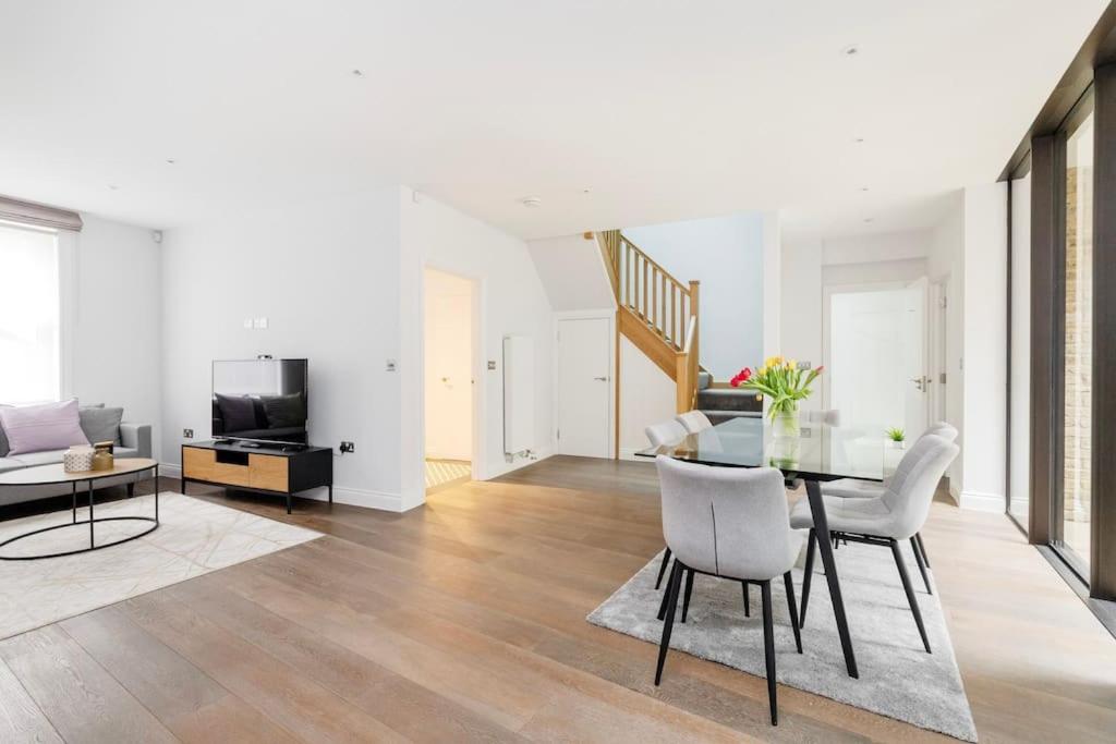 Modern House In South Kensington Apartment London Exterior photo